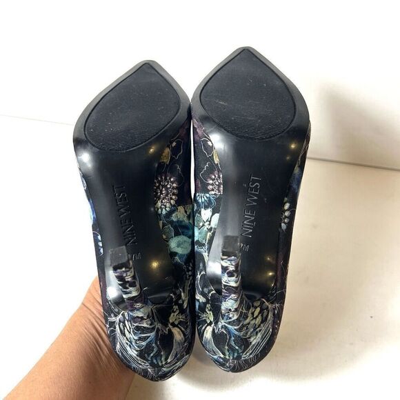 Nine West Women 7M Classic Floral Fabric Pump Stiletto Heels Pointed Toe Slip On - Picture 10 of 12